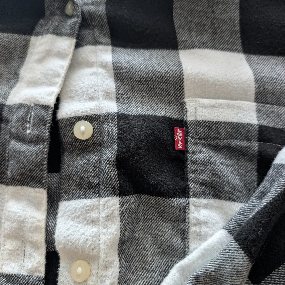 Levis add layer